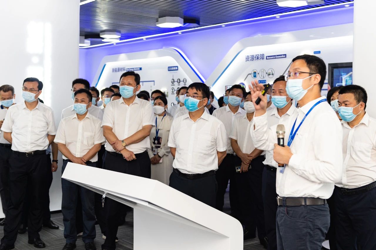 寧鄉(xiāng)經(jīng)開區(qū)黨工委書記、寧鄉(xiāng)市委書記于新凡率觀摩團調研中部產業(yè)基地